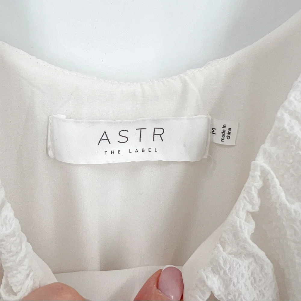 ASTR the label Tiered Short Sleeve Dress - Picture 5 of 7